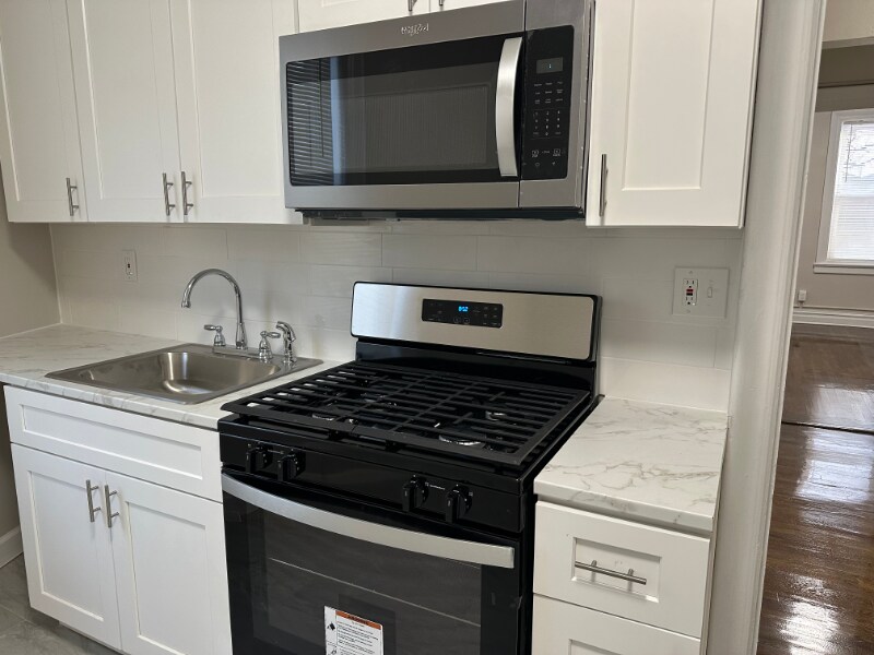 257 Grant Ave Unit C1, Cliffside Park, NJ 07010 Room for Rent in