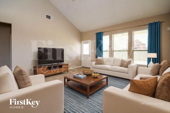 Foto del edificio - 8102 Cliffside Terrace Ct