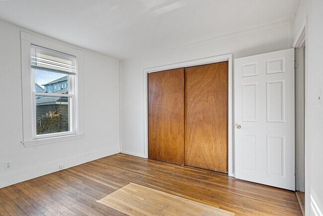 Foto del edificio - 126 Summer St