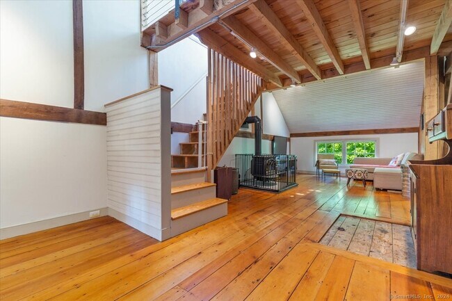 Foto del edificio - 705 Al Harvey Rd