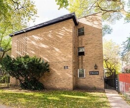 Building Photo - 7420 N Winchester Ave