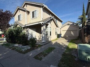 Building Photo - 7350 Southern Pine Ln