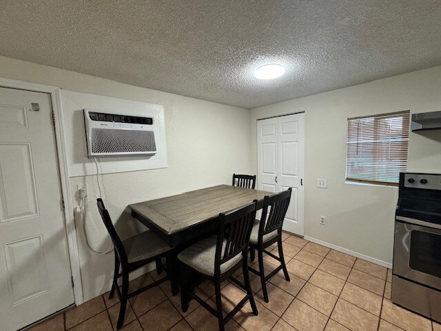 Foto del edificio - 1815 W Shoshone St