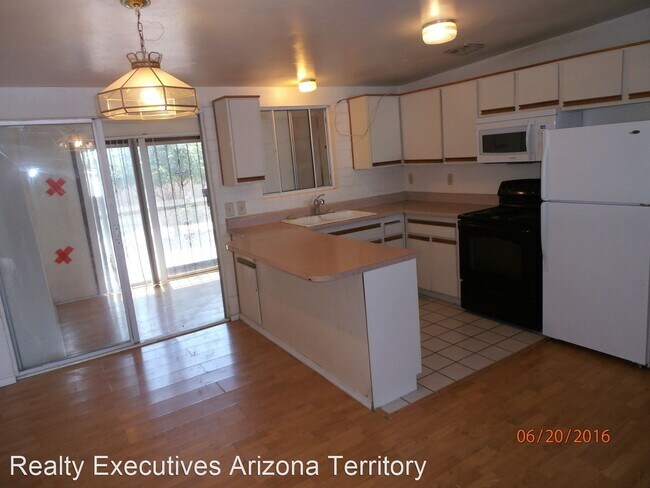 Foto del edificio - 2 br, 1 bath House - 4020 S Lazy Palm Dr