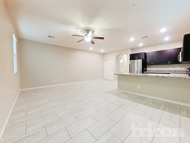 Foto del edificio - 28954 N 124th Glen