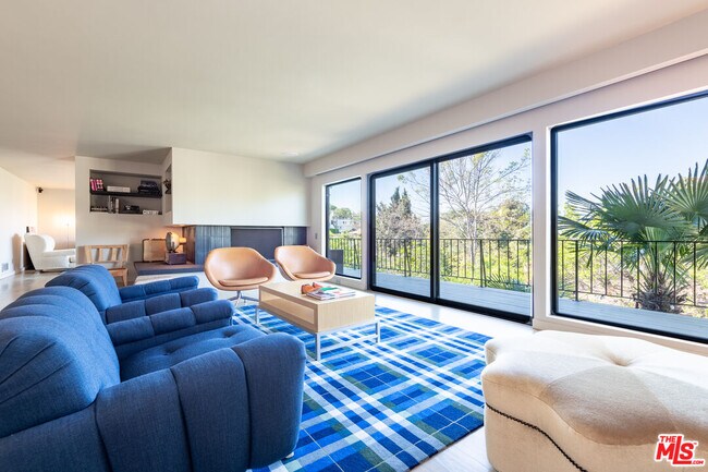 Foto del edificio - 1860 Lucile Ave