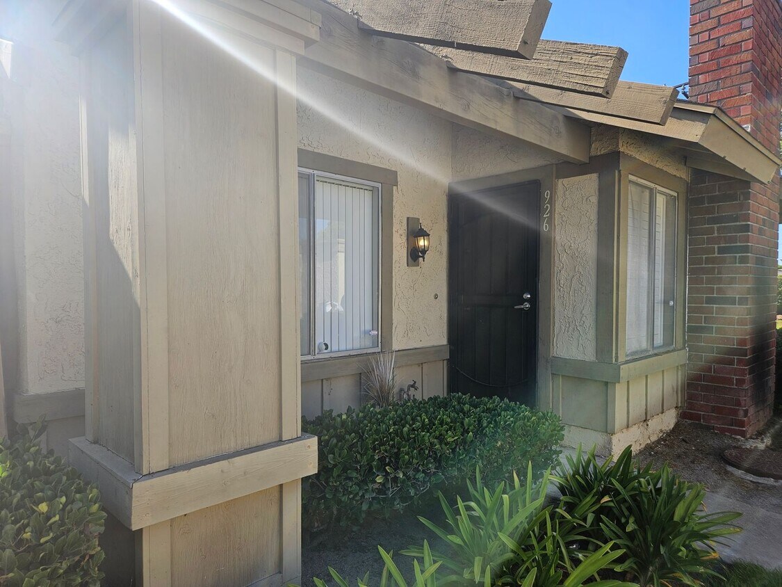 Primary Photo - Charming 2 Bed 1 Bath condo in Anaheim!!
