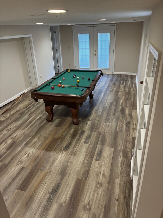 Foto del edificio - 1412 Westwood Ln