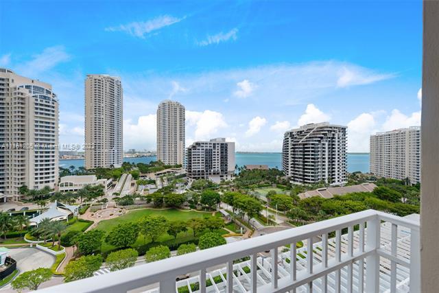 Foto del edificio - 701 Brickell Key Blvd