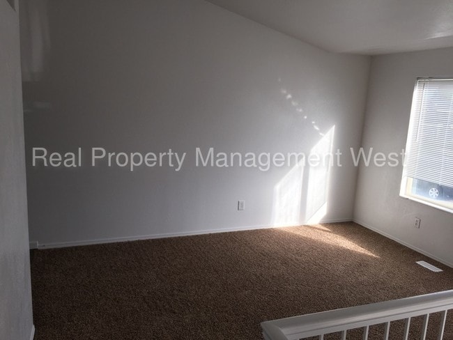 Foto del edificio - 5538 W Sunbury Pl