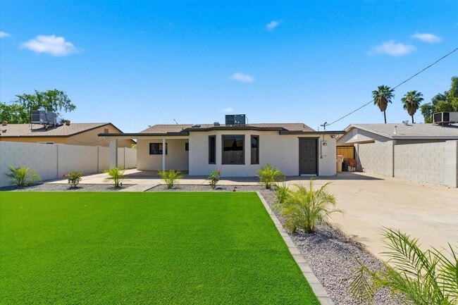 Photo - 6622 W Peck Dr House