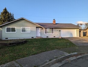 Building Photo - 640 T St
