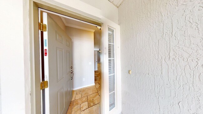 Building Photo - 2BR/ 2BA TOWNHOME - Southern Creek *Two Ma...