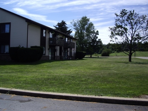 Primary Photo - Galesburg Village Apartments