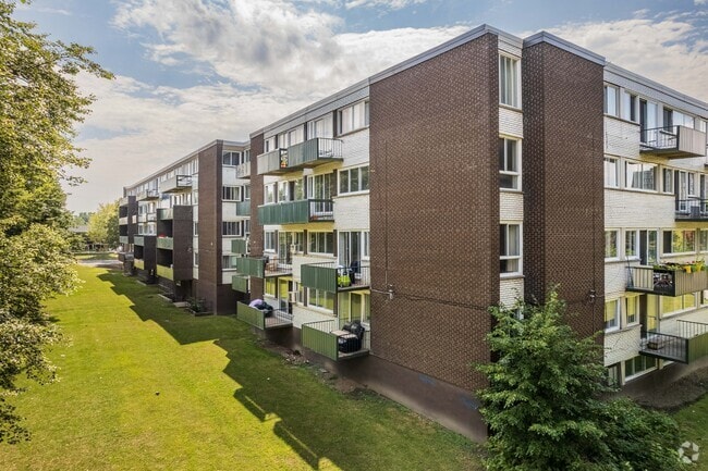 Photo du bâtiment - Jules Poitras Apartments