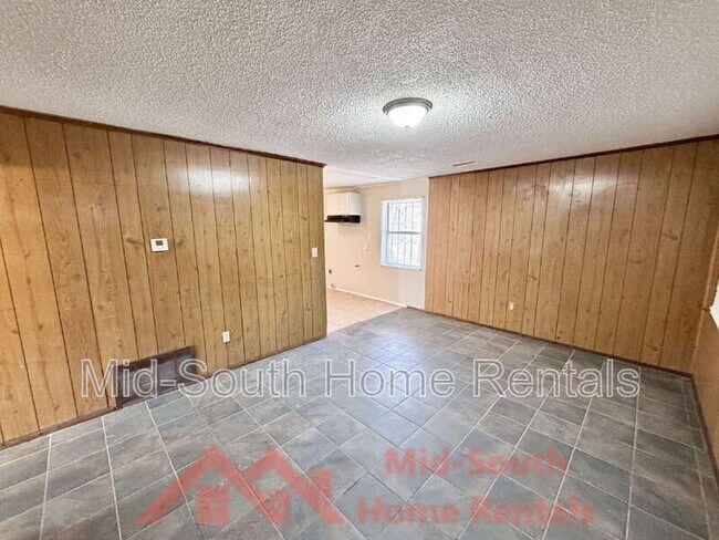 Foto del edificio - 3205 Madewell St