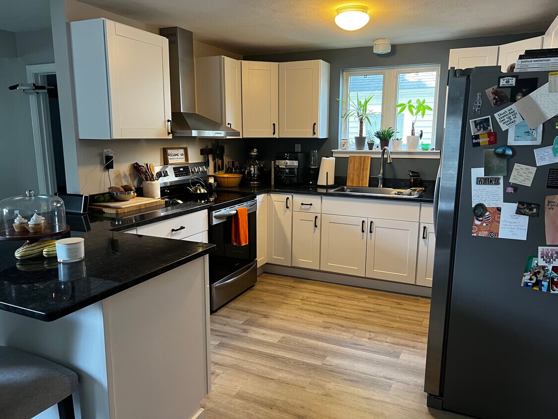 268 Alfred St Unit 102, Biddeford, ME 04005 Apartments in Biddeford