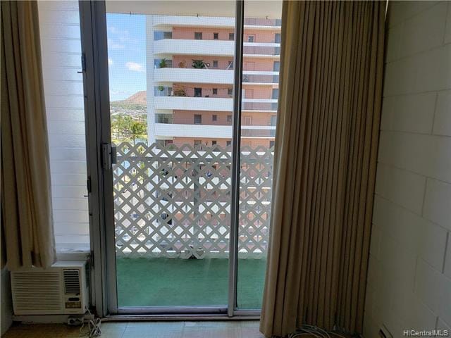 Building Photo - 2509 Ala Wai Blvd