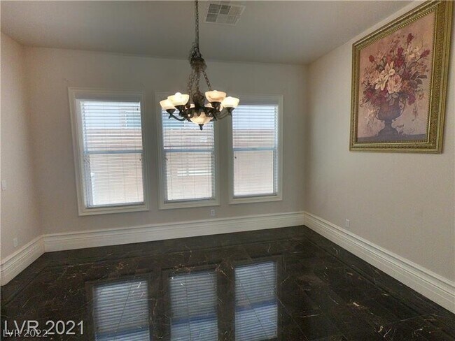 Building Photo - 496 Via Palermo Dr