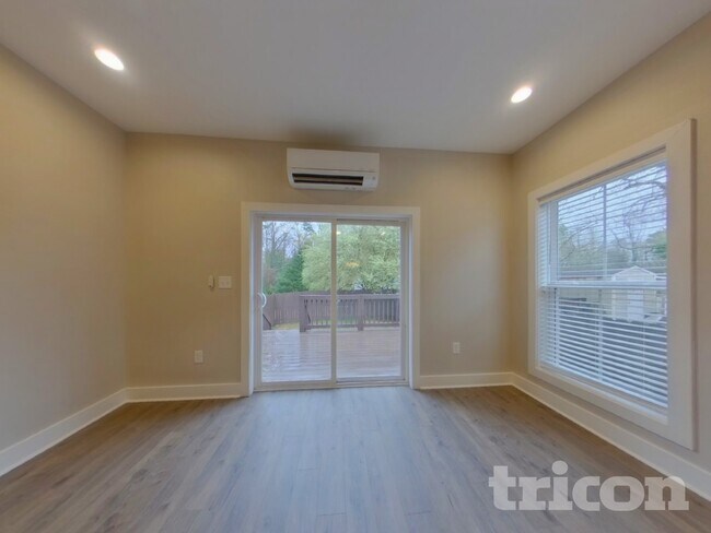 Foto del edificio - 3047 Ridge Ave