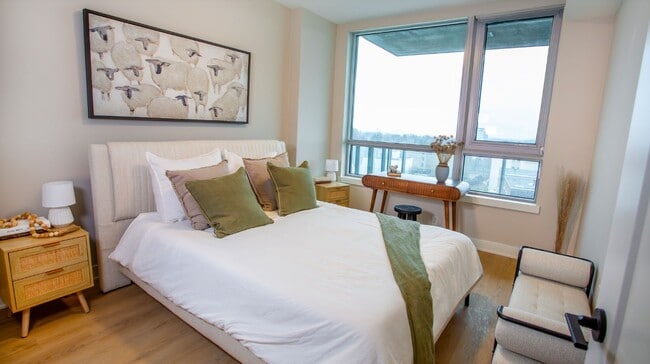 Building Photo - The Clemow