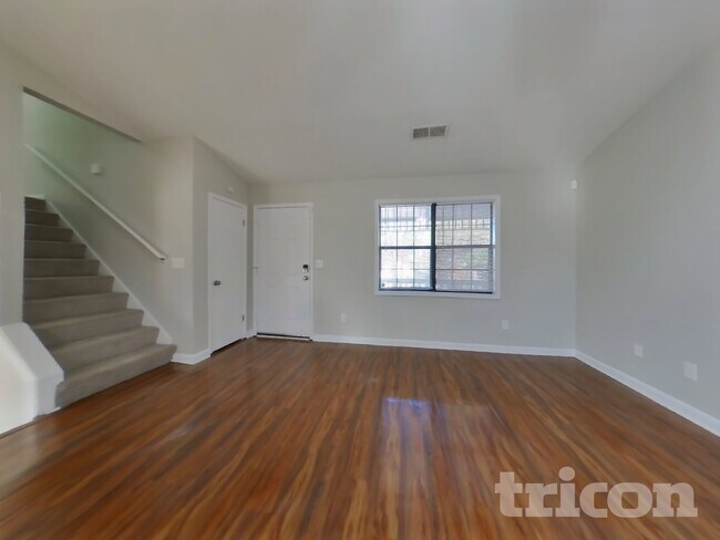 Foto del edificio - 2740 Chickory Hill