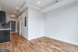 Building Photo - 514 South St