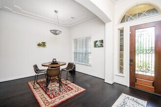 Building Photo - 28426 Rolling Ridge Dr