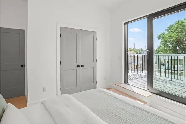 Foto del edificio - 52 Withington St
