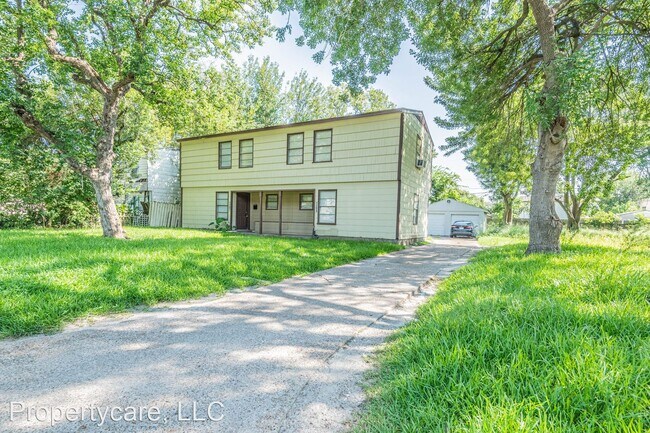 Building Photo - 2 br, 1 bath House - 1207 2nd Ave. N
