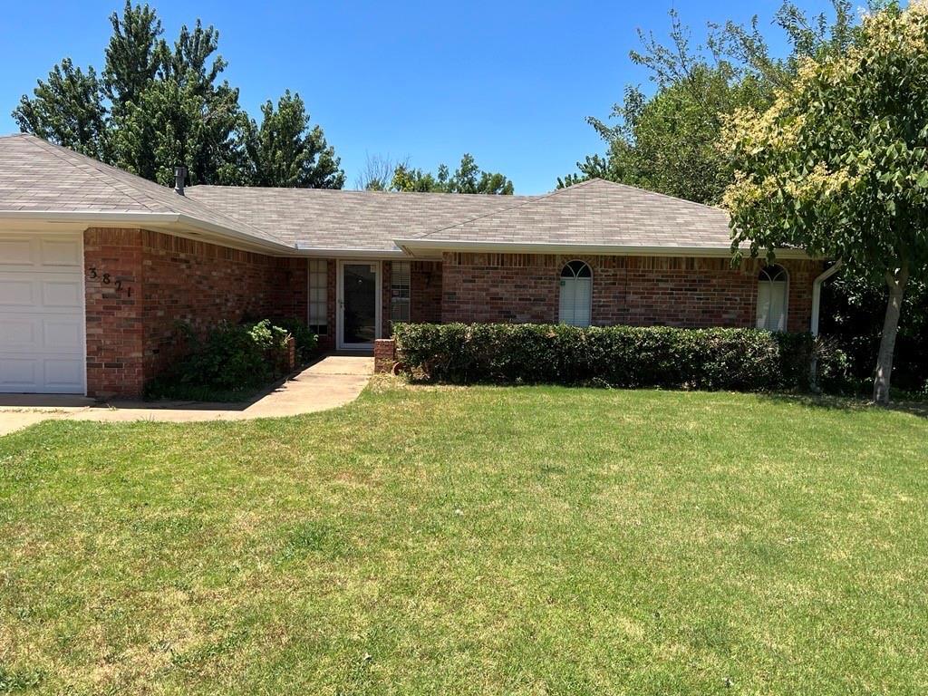 Primary Photo - 3821 Meadow Ln