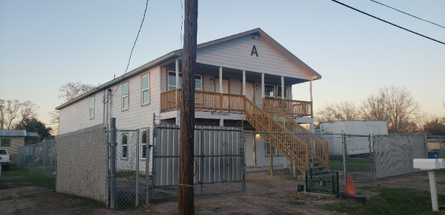 Building Photo - 4511 Charwon St