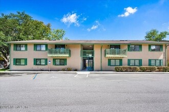 Building Photo - 3765 Crown Point Rd