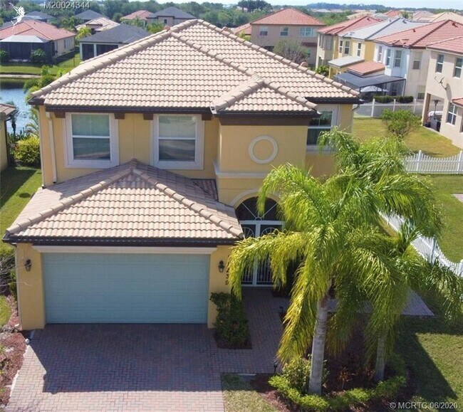 Foto del edificio - 11239 SW Barton Way