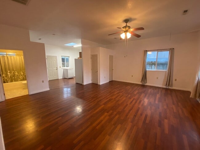 Foto del edificio - Sweet 2/1 McKinleyville house with garage and laundry