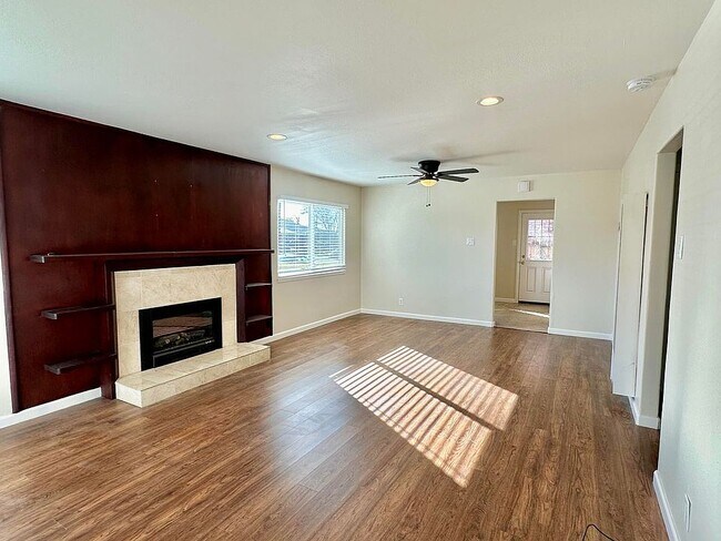 Building Photo - 1514 Sagewood Ave