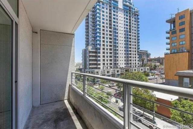 Foto del edificio - 425 W Beech St