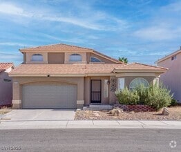 Building Photo - 8753 Country View Ave