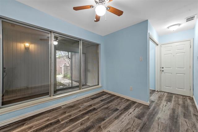 Foto del edificio - 5506 Willow Cir