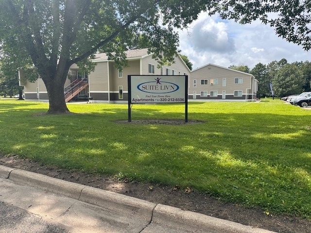 Primary Photo - Suite Liv'n Willmar