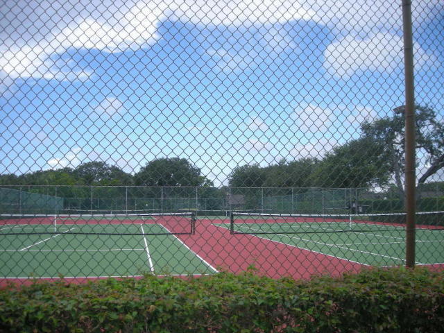 Building Photo - 2885 SW 22nd Ave