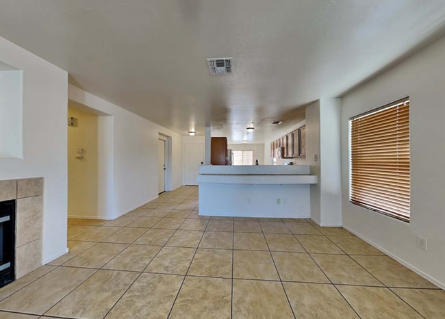 Foto del edificio - 1603 W Alta Vista Rd