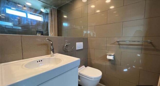 Building Photo - 28525 Vista Tierra