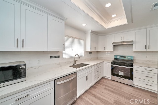 Building Photo - 15832 Apollo Pl