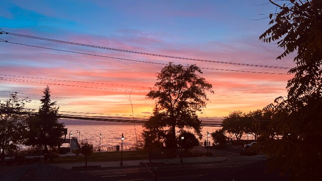Foto del edificio - 6044 E Hwy 20