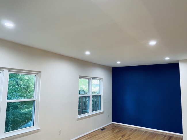 Paredes decorativas en la sala de estar - 1777 Redgate Farms Ct