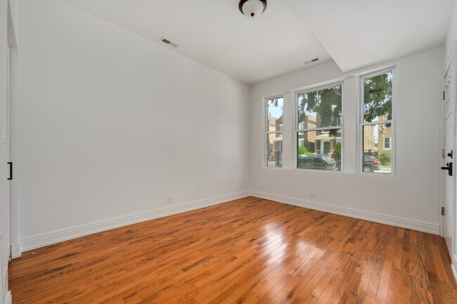 Foto del edificio - 4444 S Campbell Ave