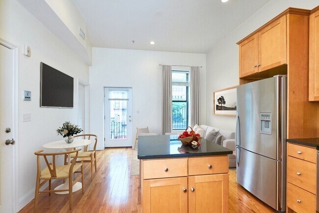 Foto del edificio - 53 E Springfield St