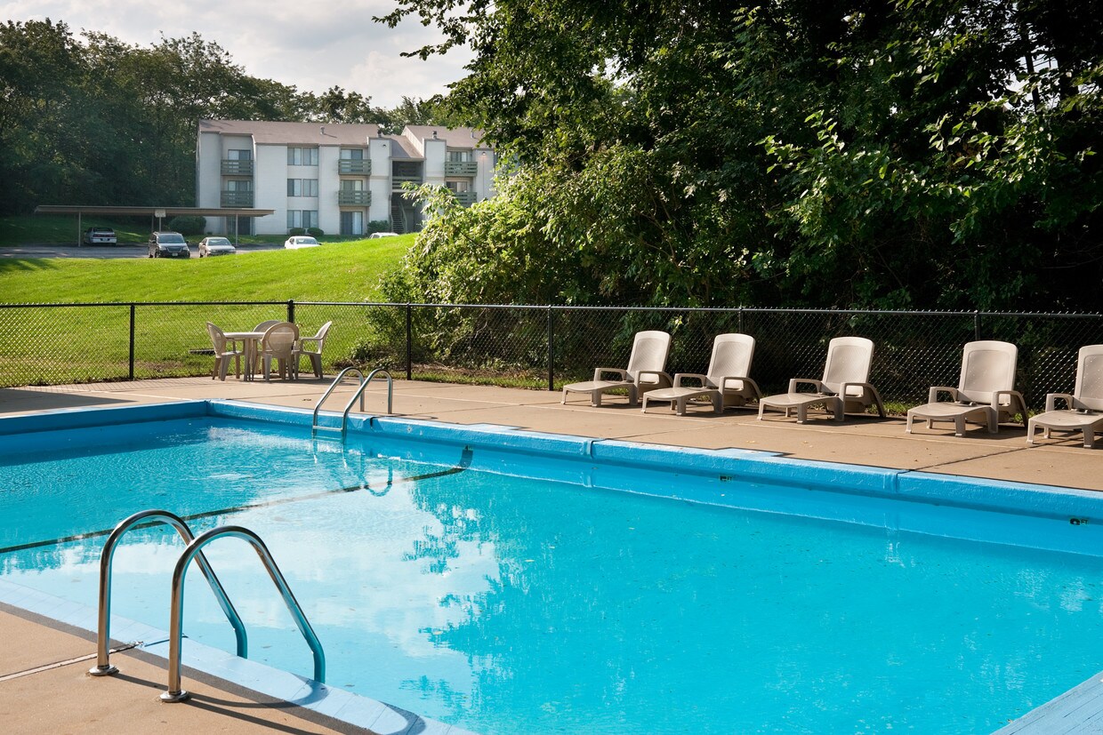 Robin Hill Apartments Apartments in Kansas City, MO