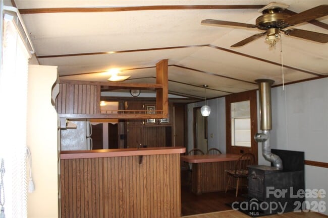 Foto del edificio - 8304 Stayman Ct